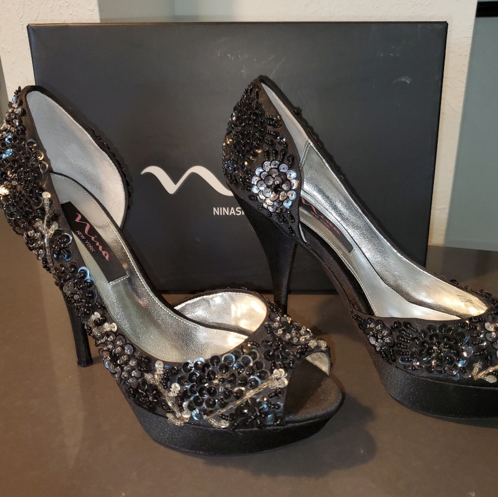 Nina Shoes Black Luster Sadi 8M
